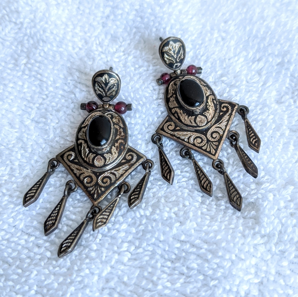 Sterling Silver and onyx earrings